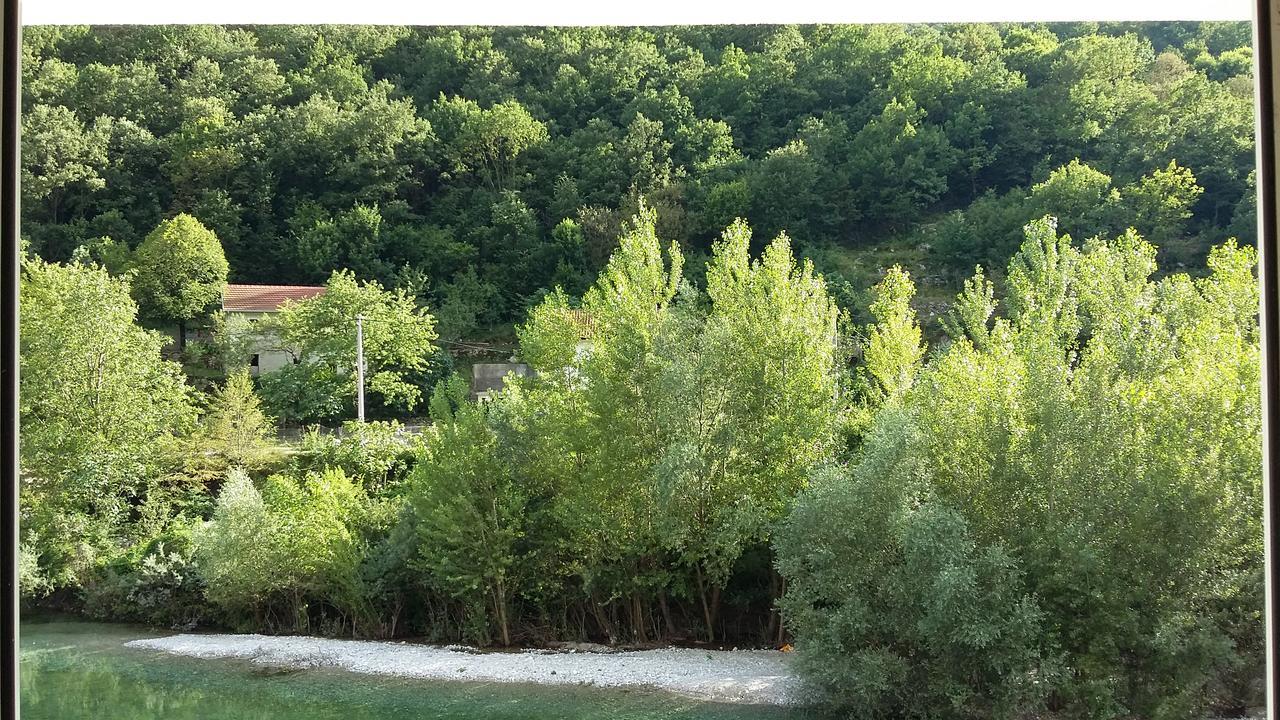 Motel And Restaurant Odusak Dreznjak Zewnętrze zdjęcie